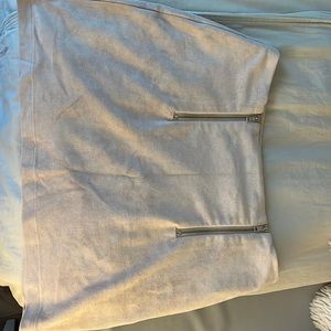 Forver 21 creme pinkish skirt